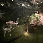 Panzió Casa Vayu - & Garden